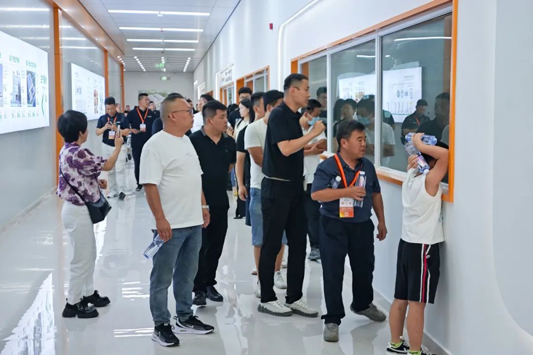 025孚德近百款战略新品亮相！掀起产业升级新浪潮……"