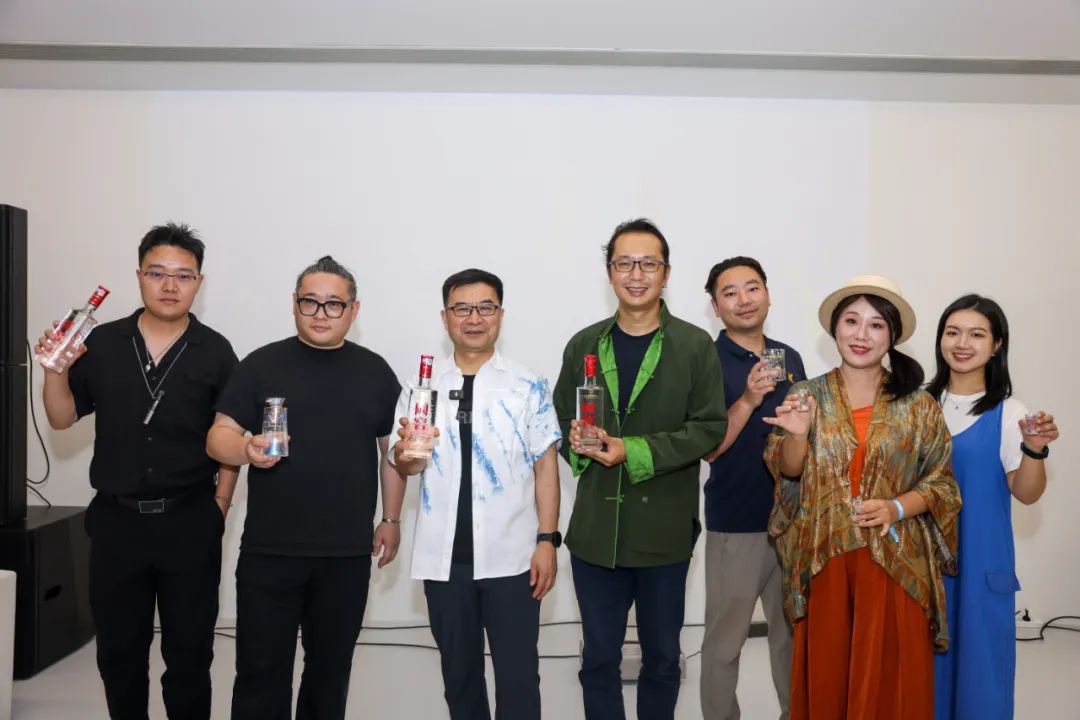 从“冰”到“JOYS”,看见国窖1573的“另一面”