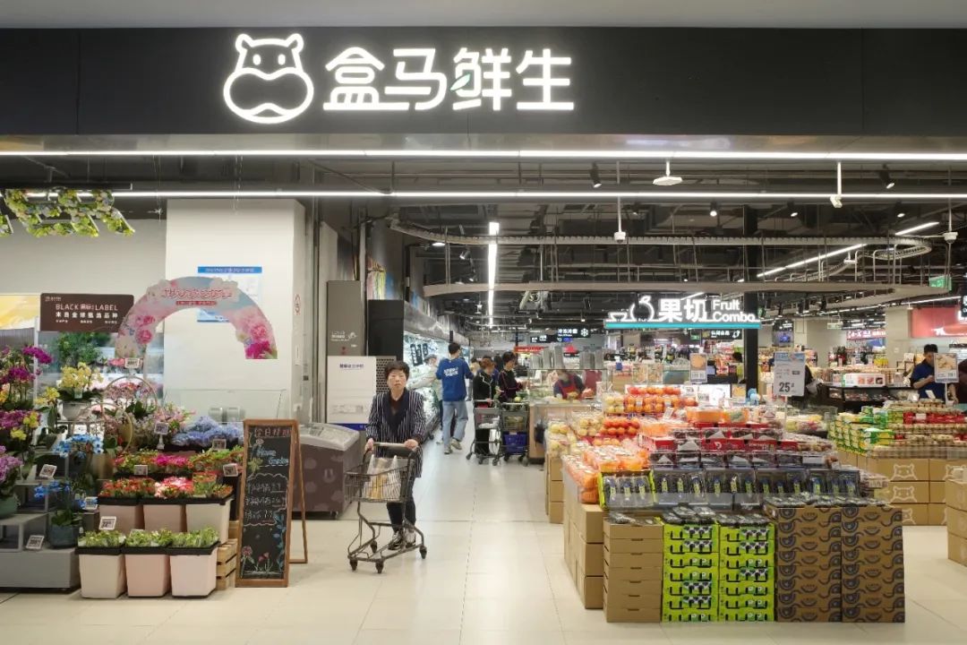 忽然一周 | 宗馥莉10亿建厂项目获批,胖东来公布最新销售业绩,怡宝新品亮相……
