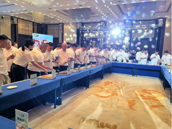 “重做+重创”双轮驱动,嘉佰农2025大客户草原答谢会引爆冻品创新浪潮