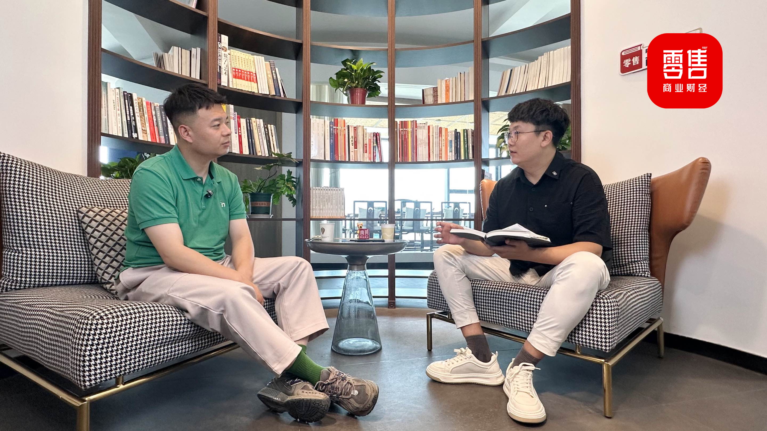 对话上上鲜一只鲜肉肠创始人张巍：单店日销11.4万，菜单越薄利润越厚？