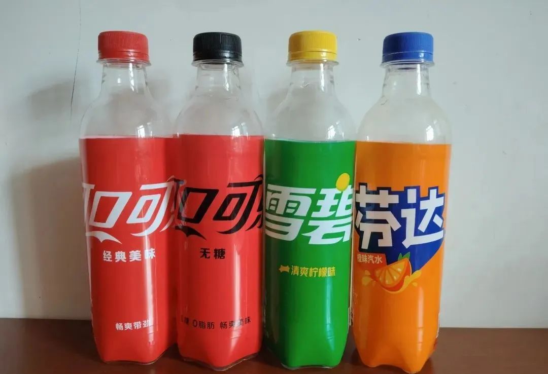 可口可乐推零食量贩“专供新品”,“胖改”永辉上半年营收300亿,艾雪股份被传出售……
