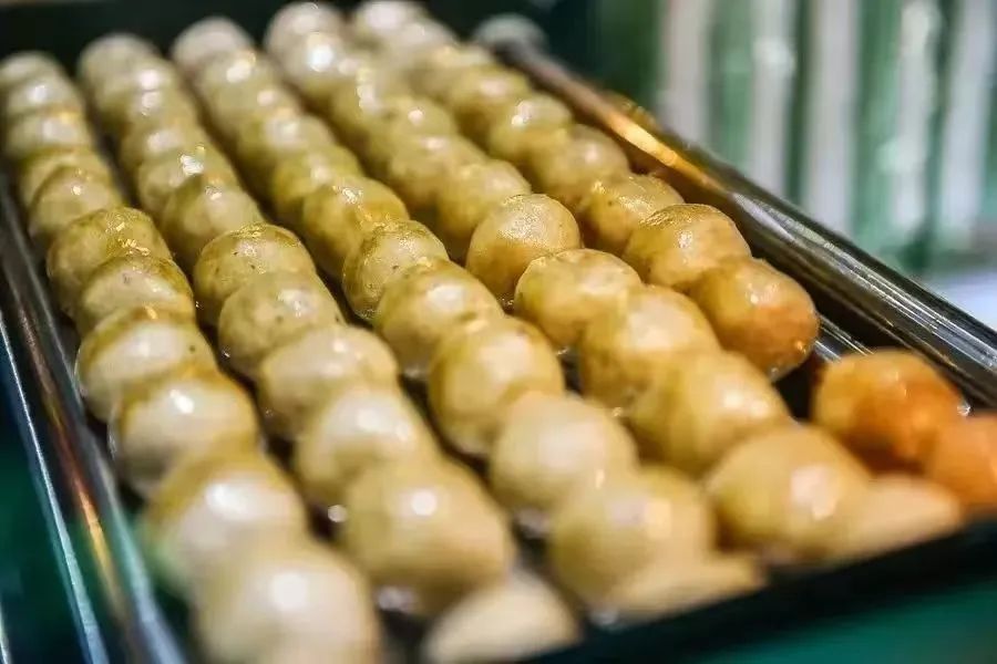众品爆烤丸系列的逆袭:从烤肠机配角到年销上亿元的爆款密码丨爆品拆解 ⑨
