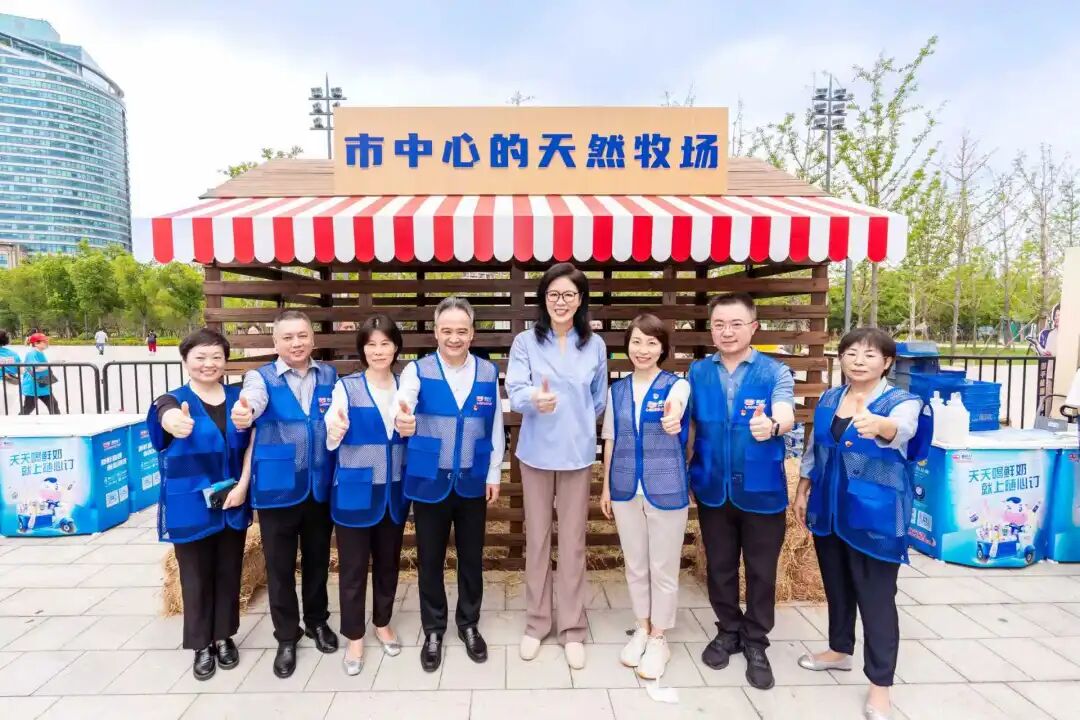 “光明健康生活节”启幕，鲜活大使郎平来助阵！！！