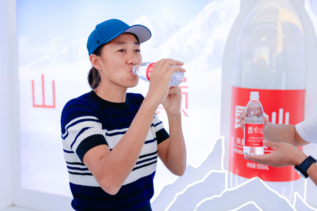 高海拔雪山好水,助力中网再攀高峰!昆仑山矿泉水与2025中网的巅峰之约