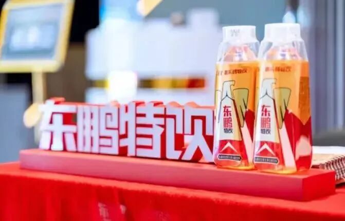 食业周报丨东鹏饮料二次递表港交所、奥乐齐中国换帅、宗馥莉辞任娃哈哈董事长…