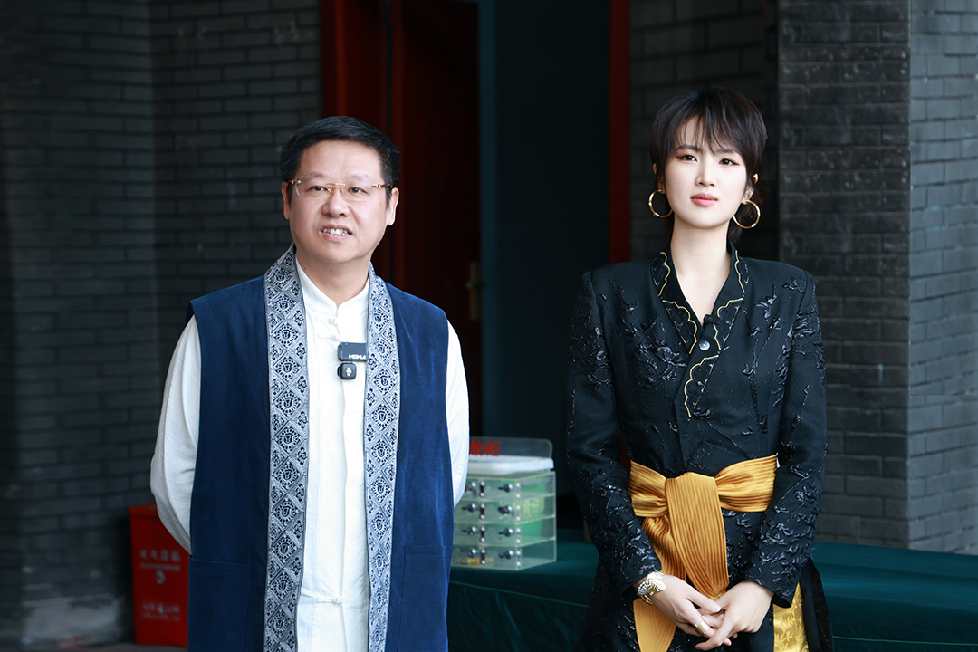 吴向东携姚安娜探秘李渡，以双遗址与新生力量护航白酒申遗