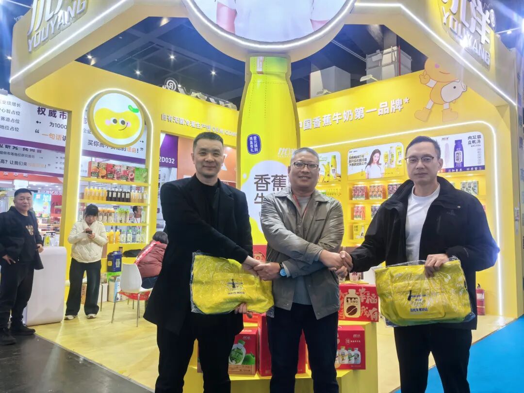 产品焕新燃爆渠道终端,“超级优洋”给经销商吃下定心丸!
