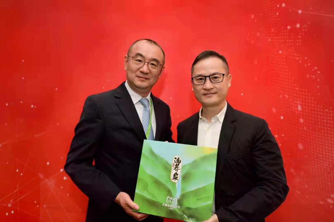太古可口可乐中国换帅,统一新推茉莉蜜茶,君乐宝在长三角建厂……