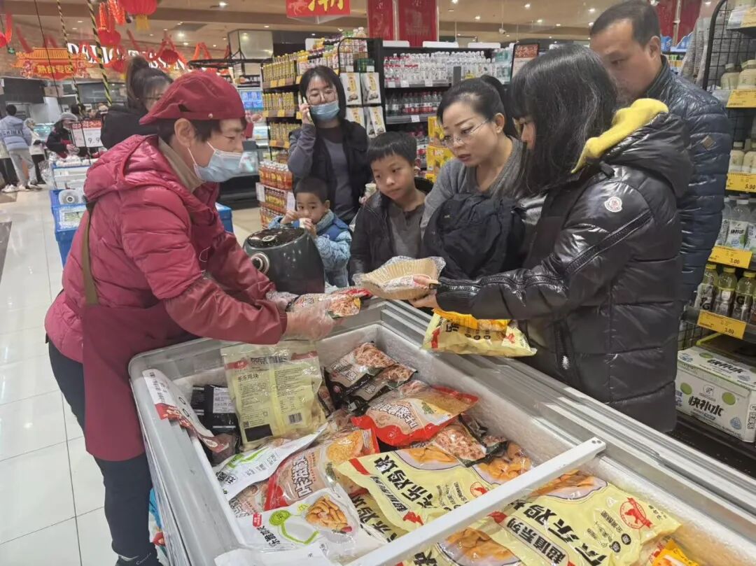 走进115城，3000+场地推，大成食品“安心年货大街”攒足了这口C端年味！