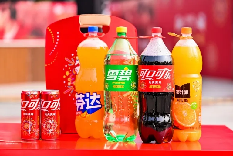 忽然一周 | 康师傅杀入能量饮料赛道,味精大王跨界卖饮料,宗馥莉出席宏胜年终大会……