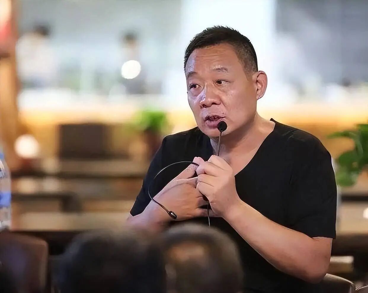 食业周报 | 汇通达并购合资2800家零食优选、宗馥莉有新消息……