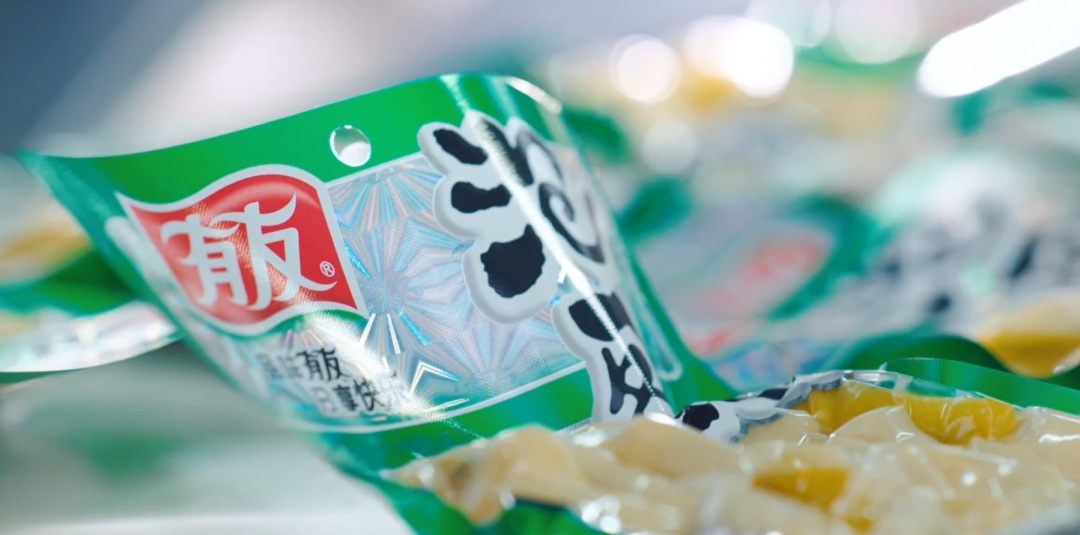 食业周报丨鸣鸣很忙2025年净利润增长180.9%、东鹏饮料营收破200亿……