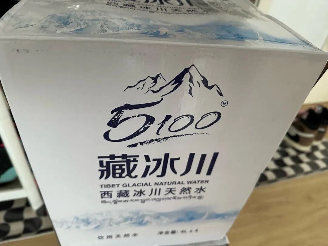 靠特渠！2025年暴增115%，这家瓶装水企怎么做到的？