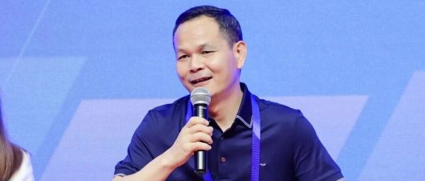 河南老板创业，将地方小吃做成“国民生意”