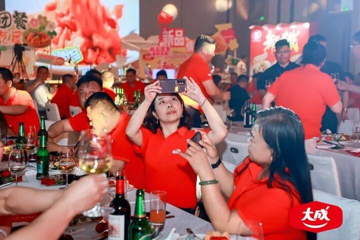 座工厂,盐酥鸡年销2.5万吨,德式香肠1.6万吨…大成食品是如何做到的?"