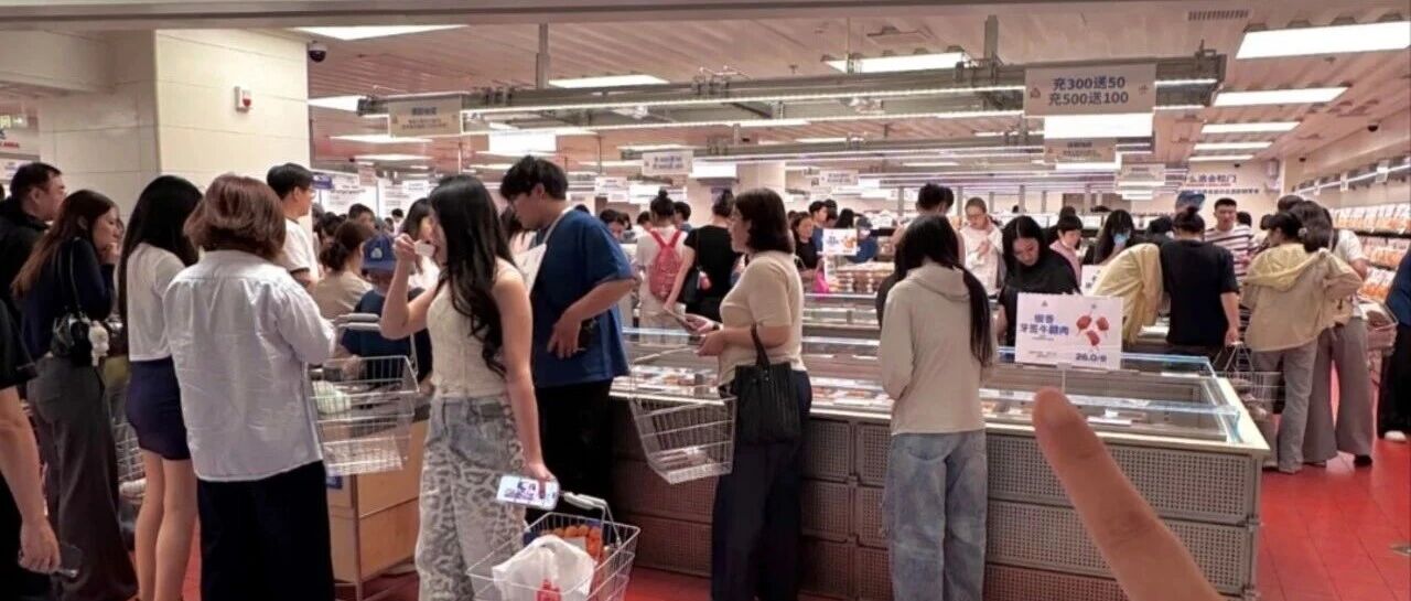「新鲜零食赛道」彻底火了！第一梯队近300+门店站稳，还有十余个品牌抢市场