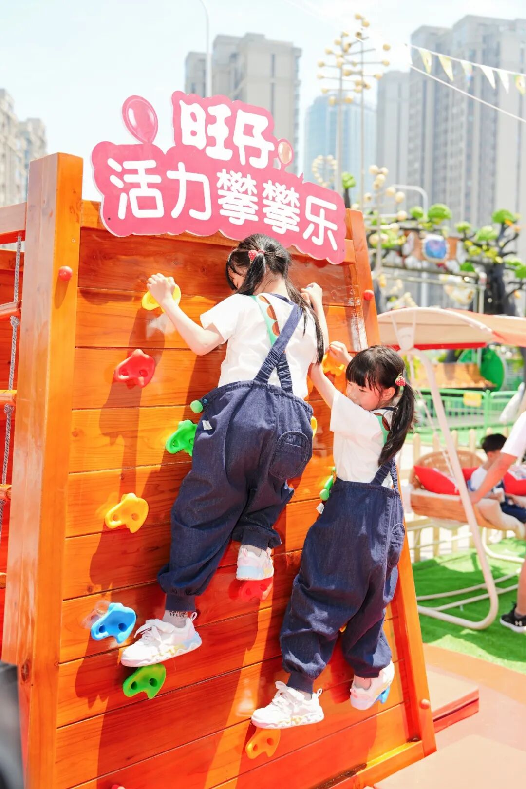 六一不打价格战,旺旺把生意搬进了孩子的生活半径