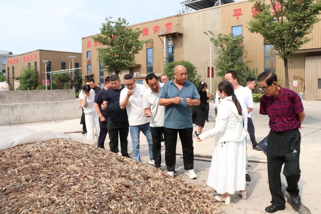 集结鲁豫皖核心酒商,汇仁酒业开启养生酒狂飙新局!