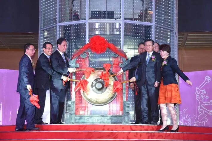 0后夫妻干出“主板零食第一股”,如今盯上新赛道"