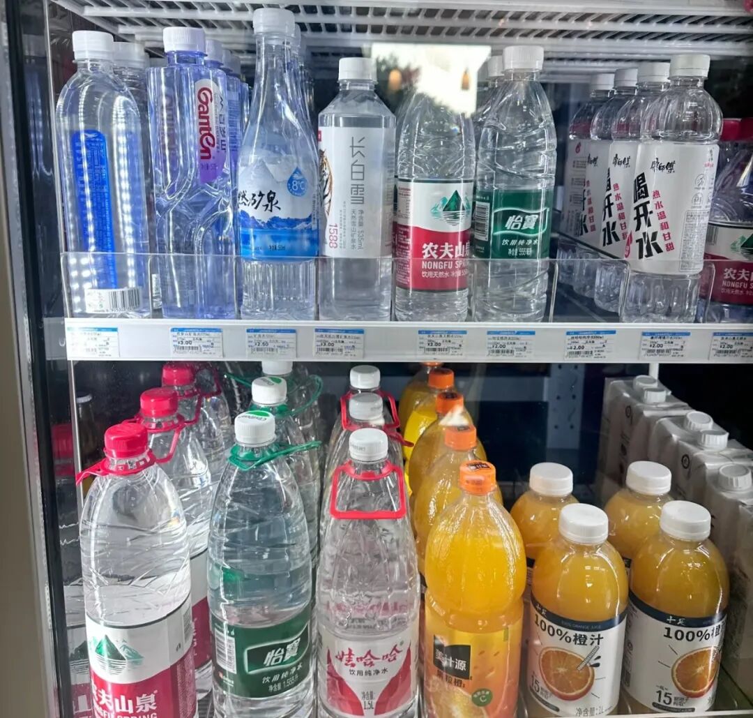农夫山泉、娃哈哈长销，泉阳泉入局…便利店哪些单品最好卖？