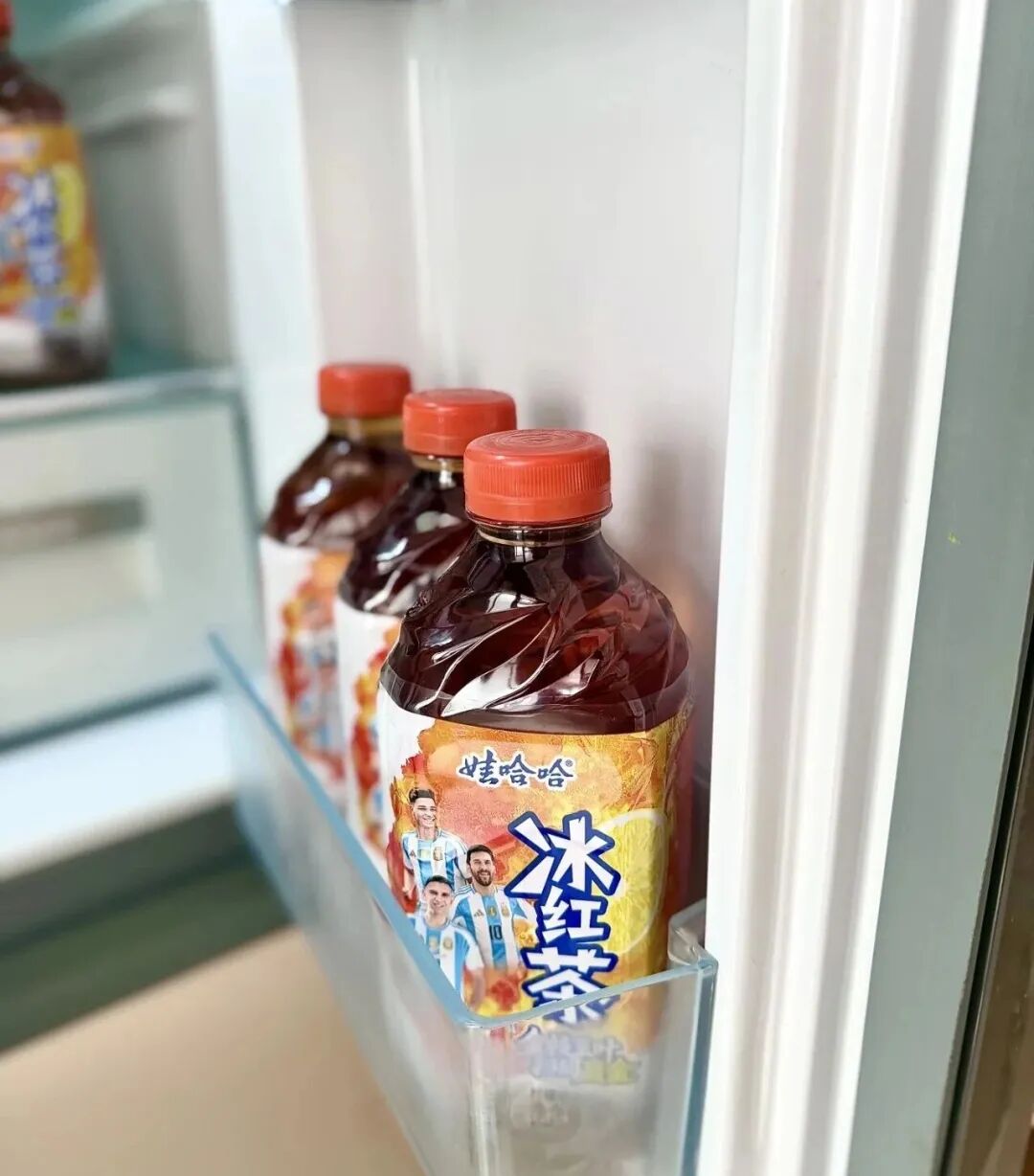 世界杯观察:深耕情绪营销,娃哈哈和阿根廷队一起上大分!