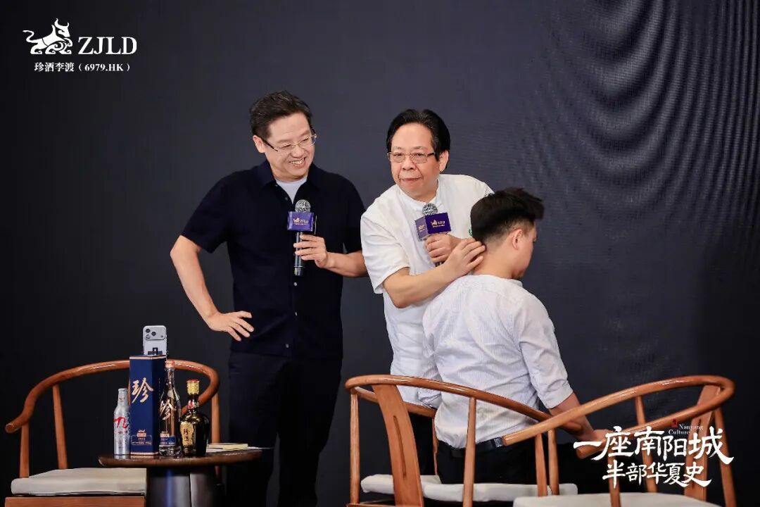 从一场181万人次围观的直播,看到吴向东的“文化纵深战”