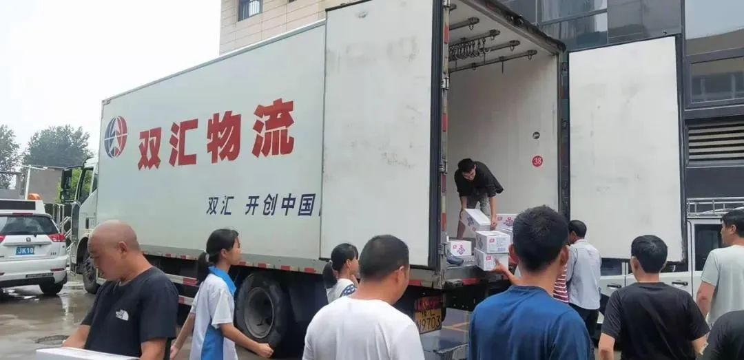 康师傅、盼盼、元气森林…30家食企驰援河南第一线！