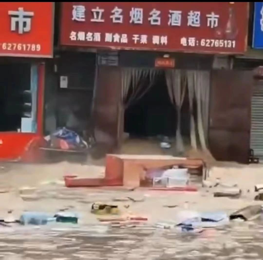 康师傅郑州多个仓库被冲毁,经销商一定要挺住!
