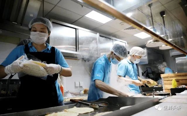 生鲜电商十六年：两度迭代、千企入局，没有“大盈家”
