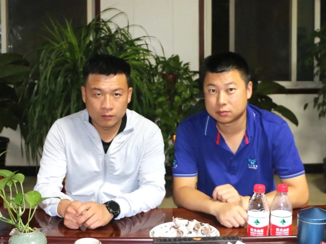 【河南纪实】山顶上的牛场:风吹雨打,依然矗立在那里