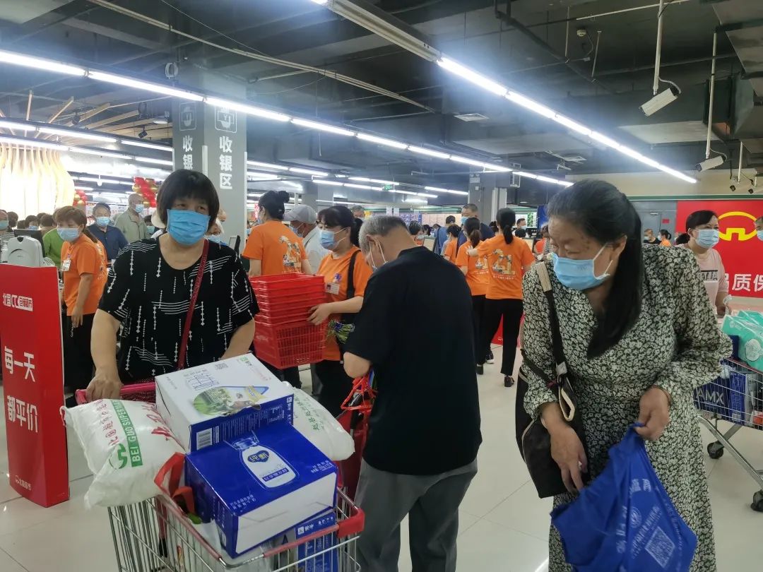 坐不住了!又一巨头入局仓储超市,全国首店与永辉仓储同日开业!