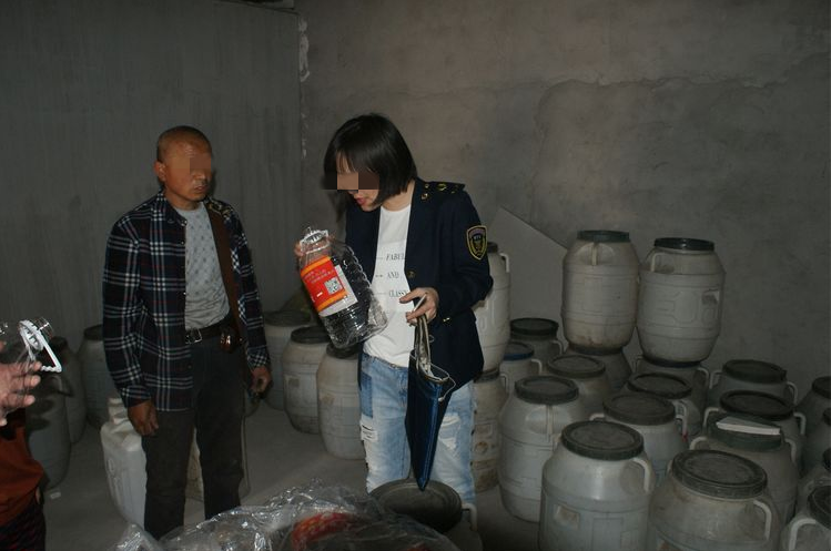 自酿酒喝死人？散酒大省严查 “散装酒、自制酒”！
