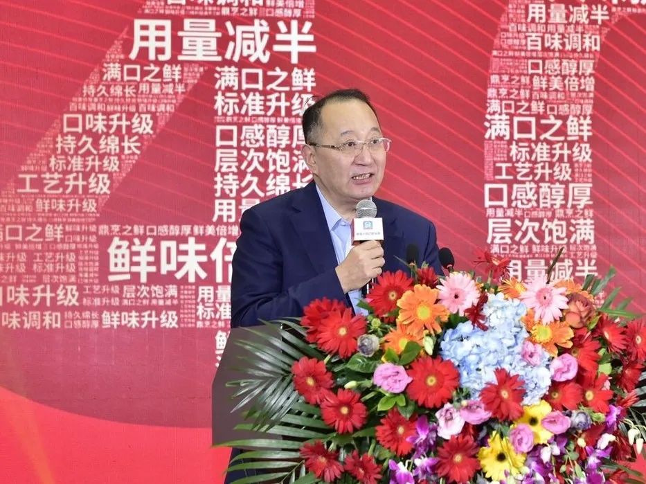 万商名企回访 | 东锦集团:新品全球发布,品牌聚合招商!