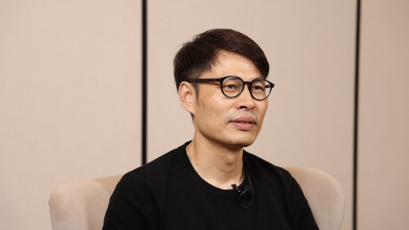 新品牌背后的C位们——谈爆品背后的经营密码