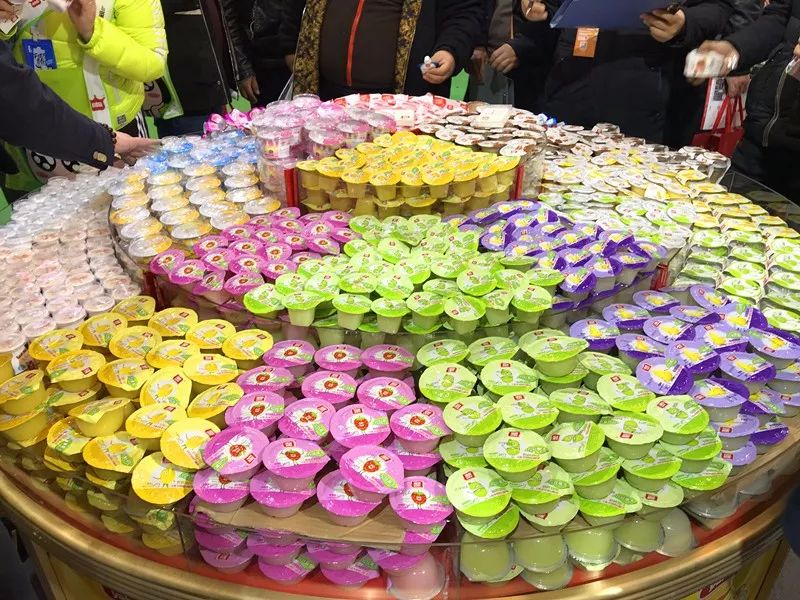 万商名企回访 | 雅客连续四年携手万商,拓赛道、扩产品 、布渠道!