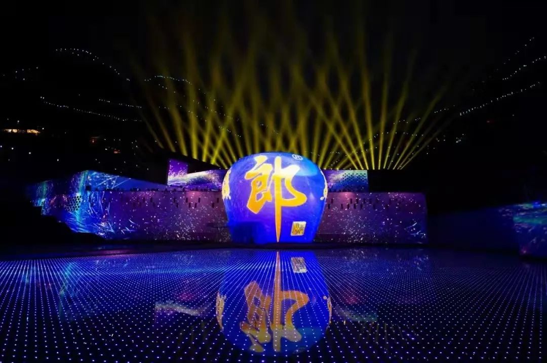 青花荟蝶变升级,郎酒在重新定义什么?