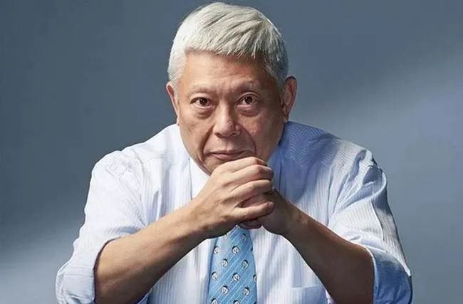 “斗士”蔡衍明和他的“黑皮”犬