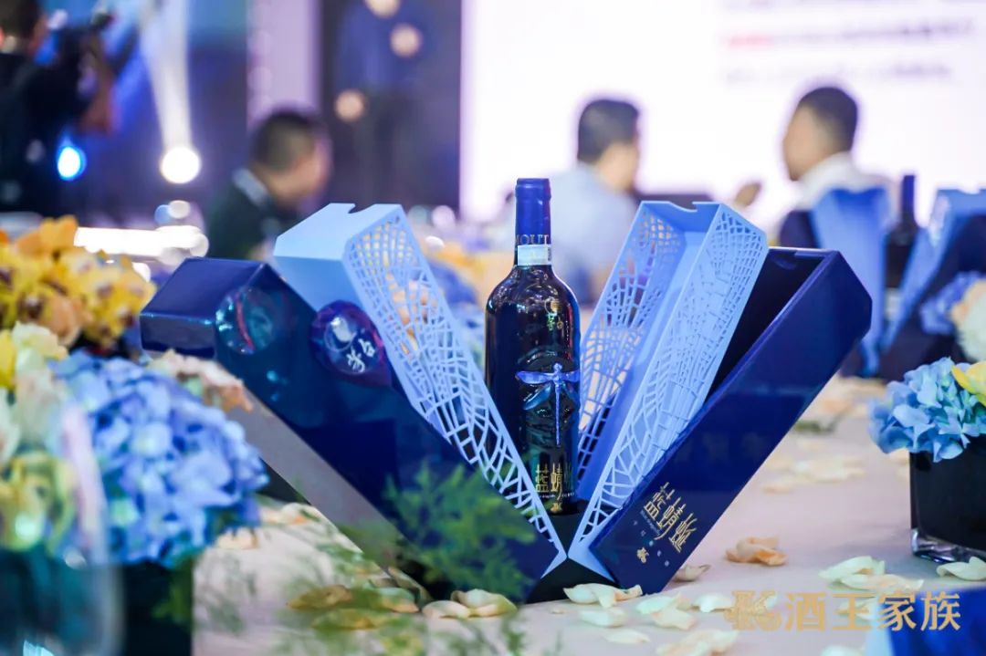 进击高端名酒连锁黄金赛道，酒王家族重磅登场！