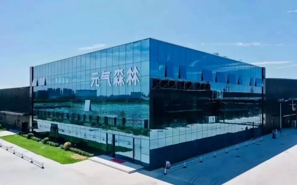 面对“两乐”围剿,元气森林会重蹈老汽水们的覆辙么?
