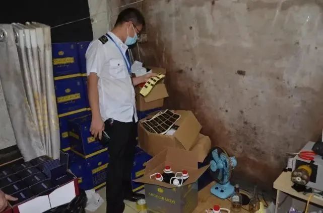 制假工具一应俱全,涉案值超300万元,中山警方破获一起假冒洋酒案!