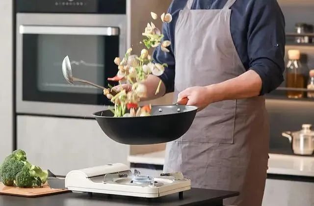 复合调味品解决不了年轻人的“厨房焦虑”