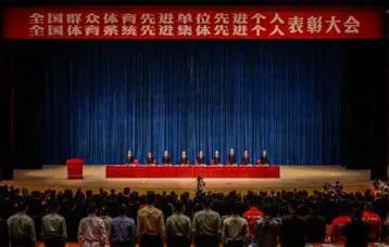 乳业首家！君乐宝获这一荣誉称号！