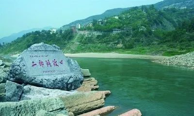 除了茅台镇,你还知道哪些名酒古村镇?