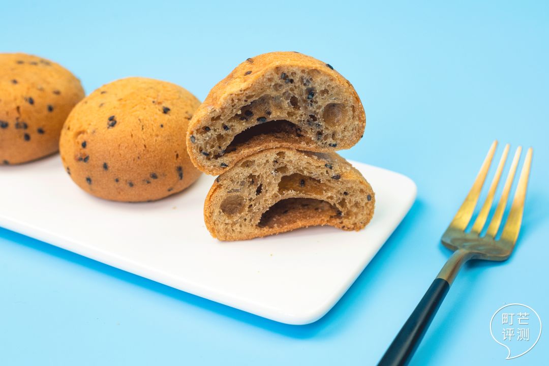町芒尝鲜 | 盒马这几款宝藏零食,我疯狂回购一万次