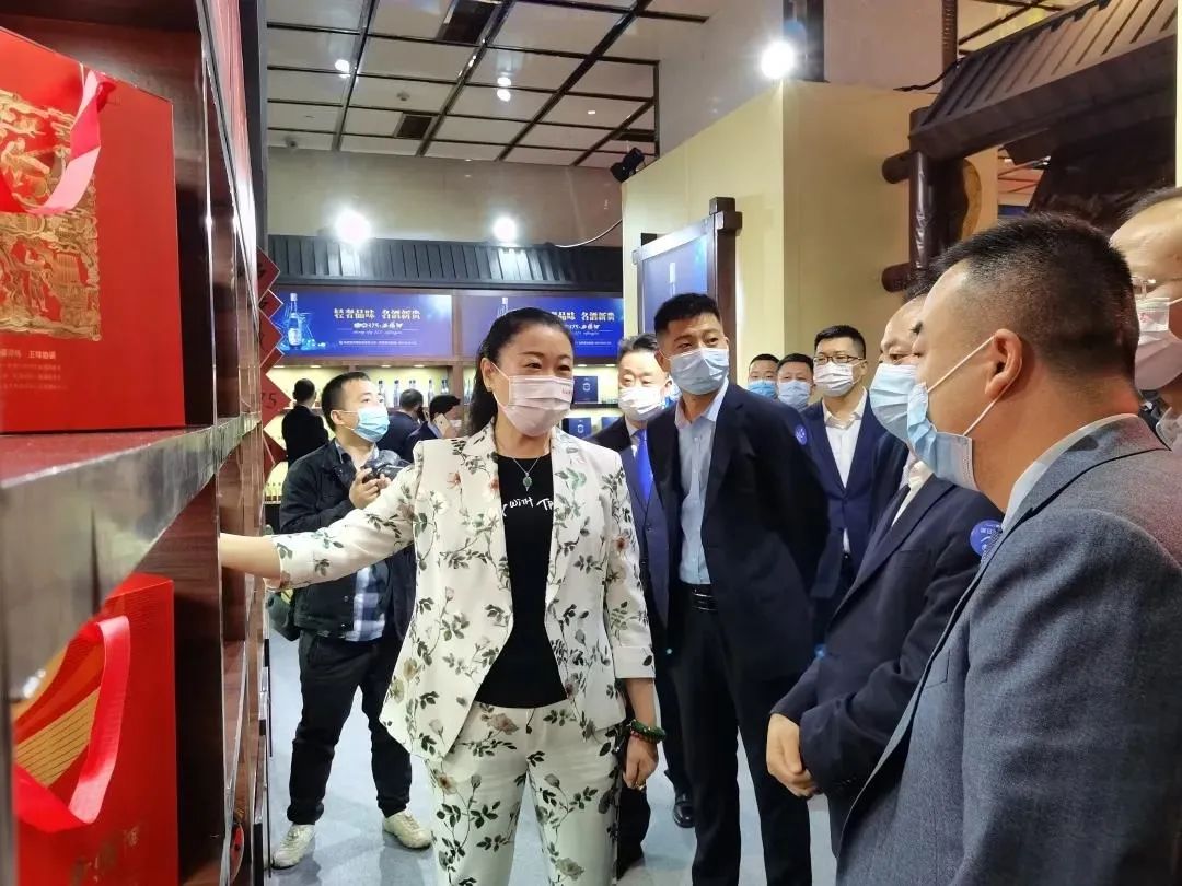 遇见秋糖,凤香飘扬!西凤375酒强势绽放