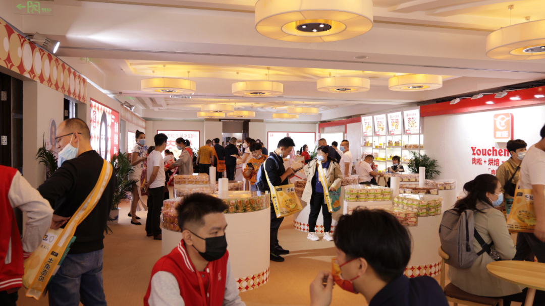 友臣食品闪耀“食业奥斯卡”颁奖盛典，领航“肉松+”时代！