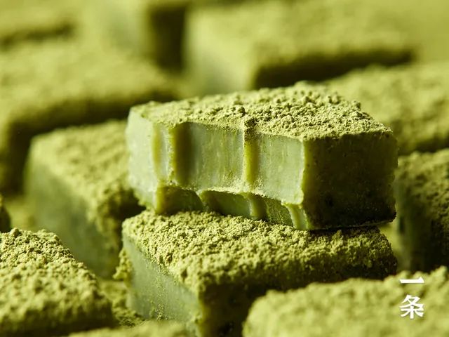 冬日“冰激凌”|一条推荐的生巧，把唇齿温柔展现的淋漓尽致