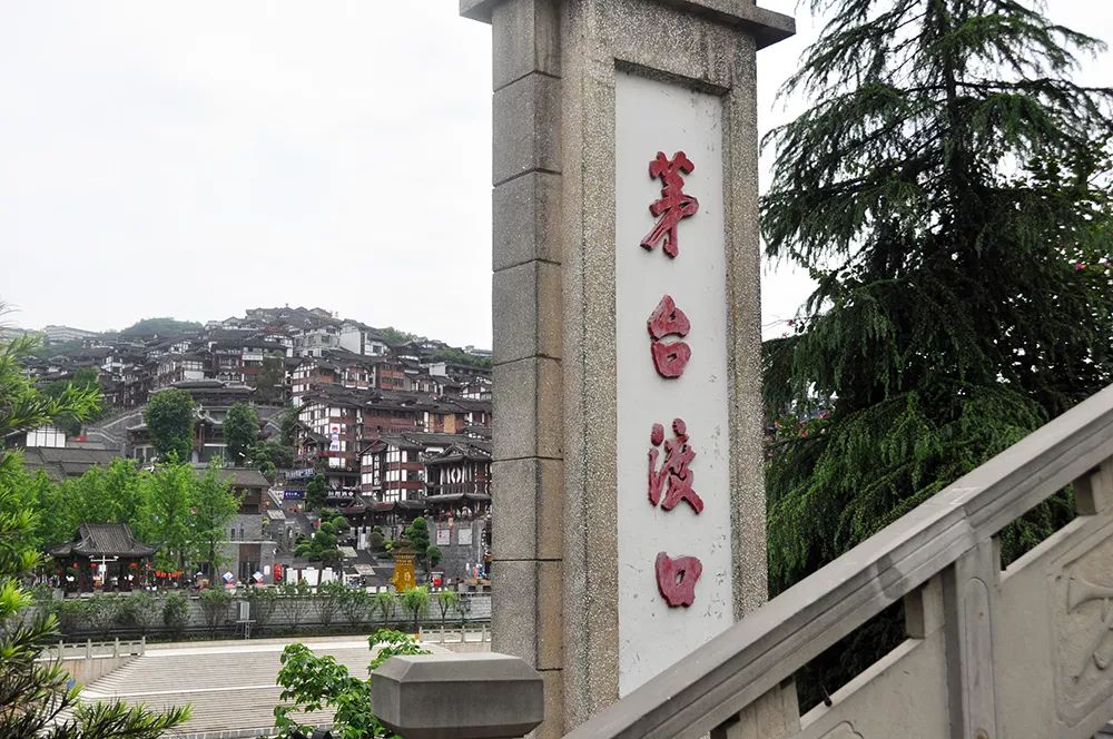 全国4大酱香酒产区，为什么茅台镇最好？