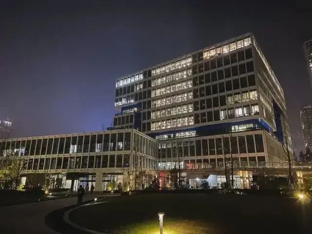 薇娅坠落30天